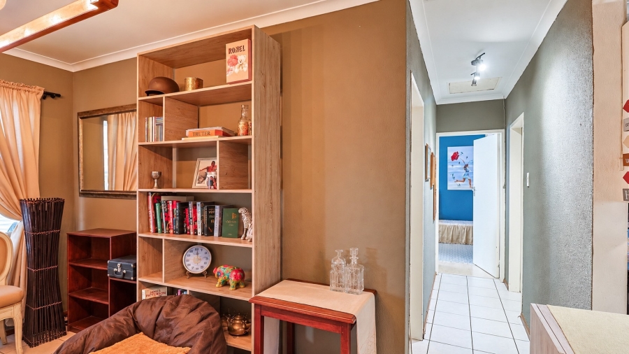 3 Bedroom Property for Sale in Safari Gardens North West